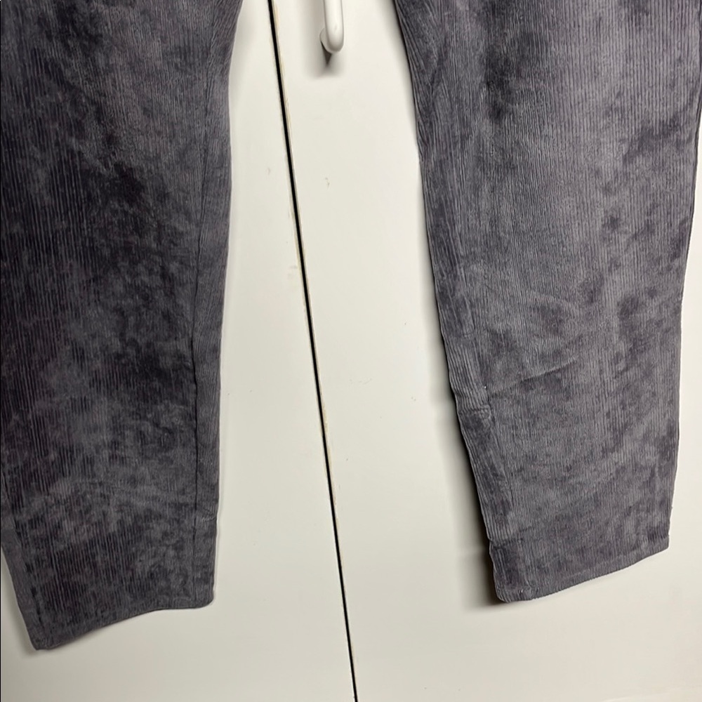 Coldwater Creek Gray Faux Suede Leggings Women’s Size Large Pull On Stretch - Picture 3 of 6
